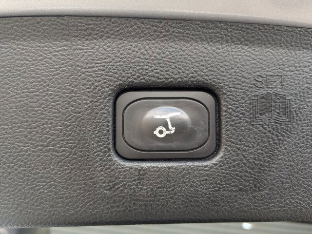 Certified 2022 Ford Edge Titanium image 33