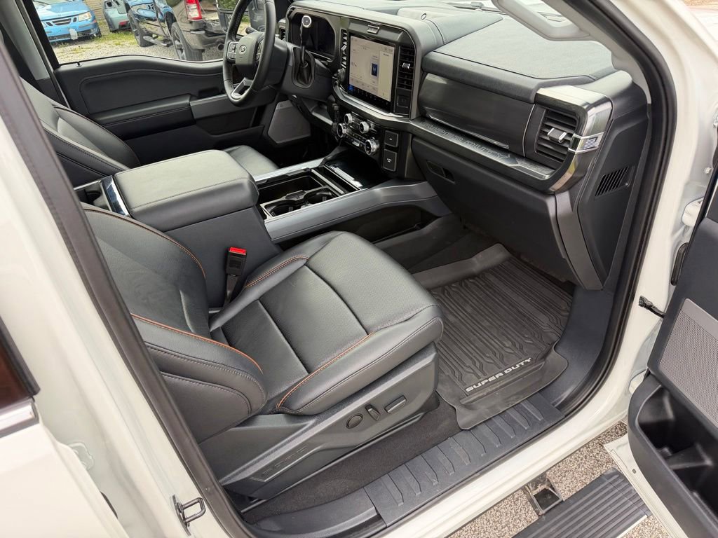 Certified 2025 Ford F350 Lariat w/ Lariat Ultimate Package AWD/4WD image 36