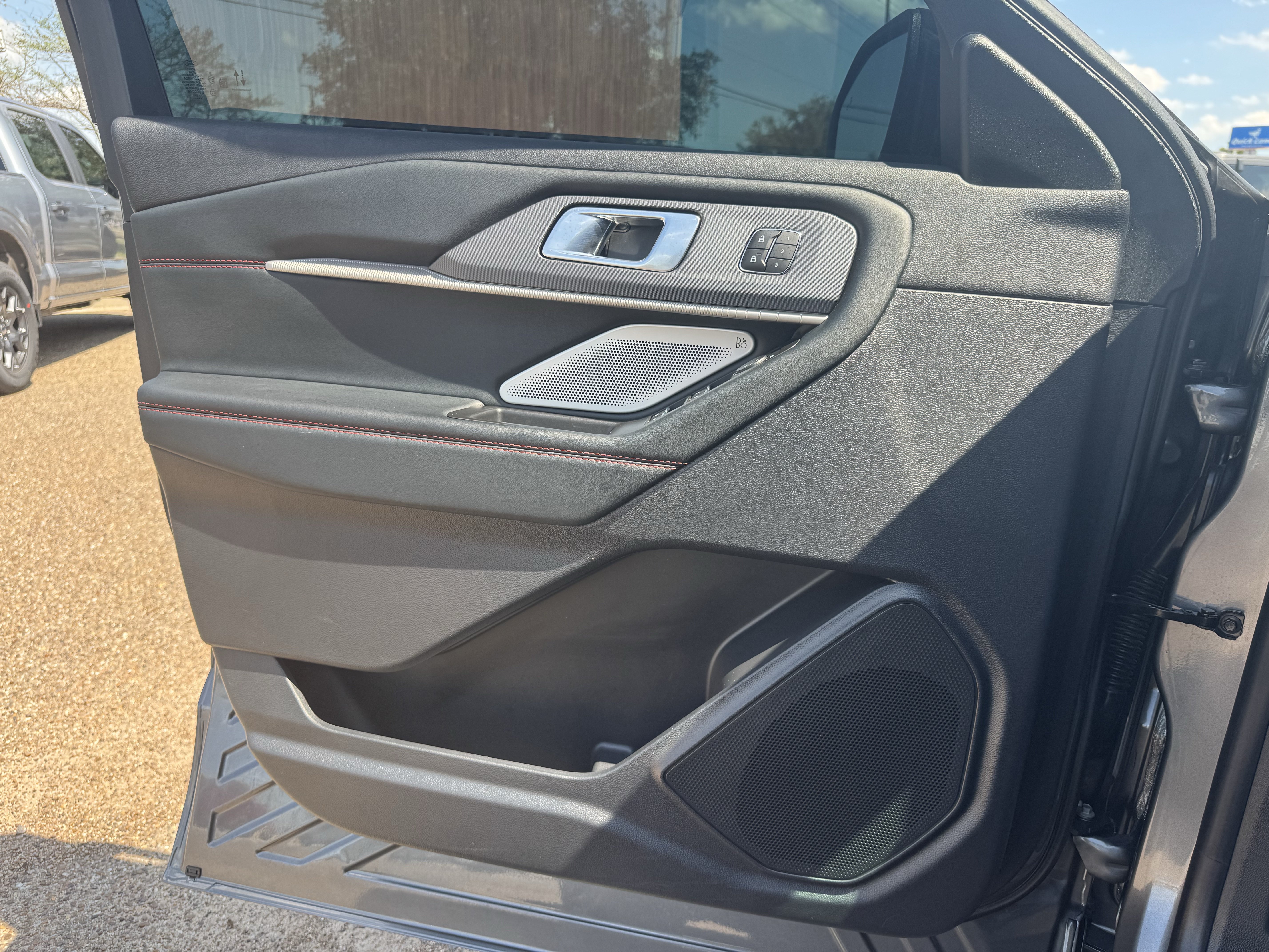 Certified 2025 Ford Explorer ST w/ Sun And Sound Package AWD/4WD image 20
