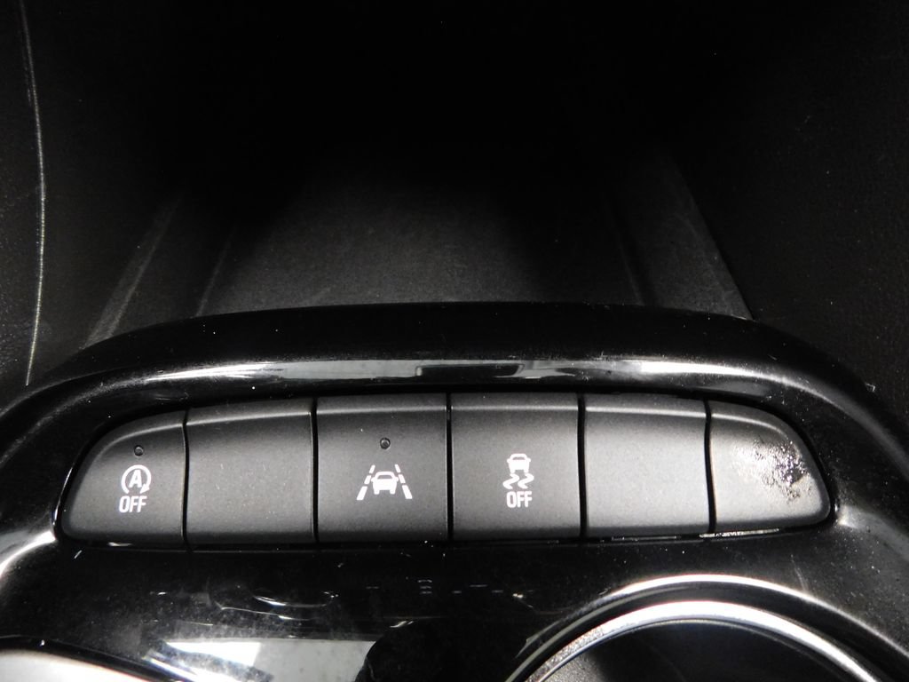 Used 2025 Buick Encore GX Preferred FWD image 31