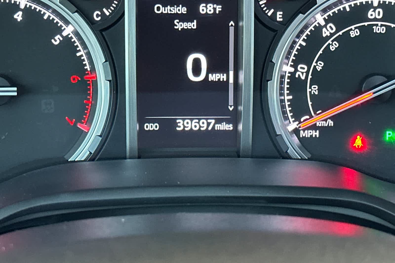 Used 2023 Toyota 4Runner Limited AWD/4WD image 27