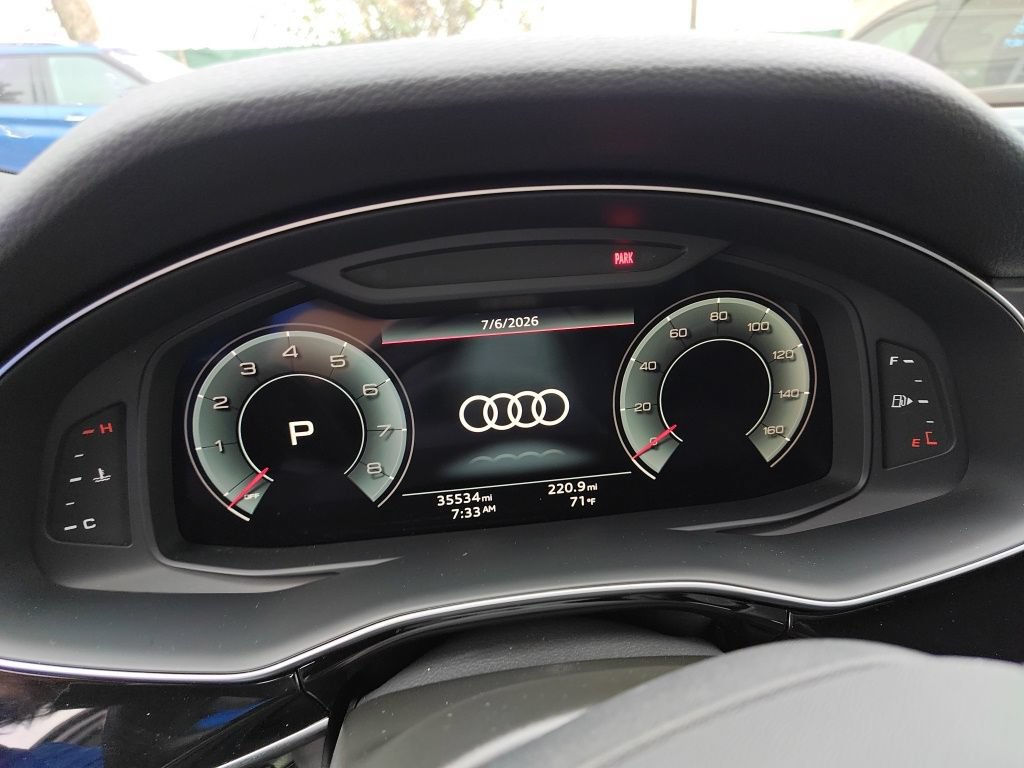 Used 2022 Audi Q7 3.0T Premium Plus w/ Premium Plus Package AWD/4WD image 9
