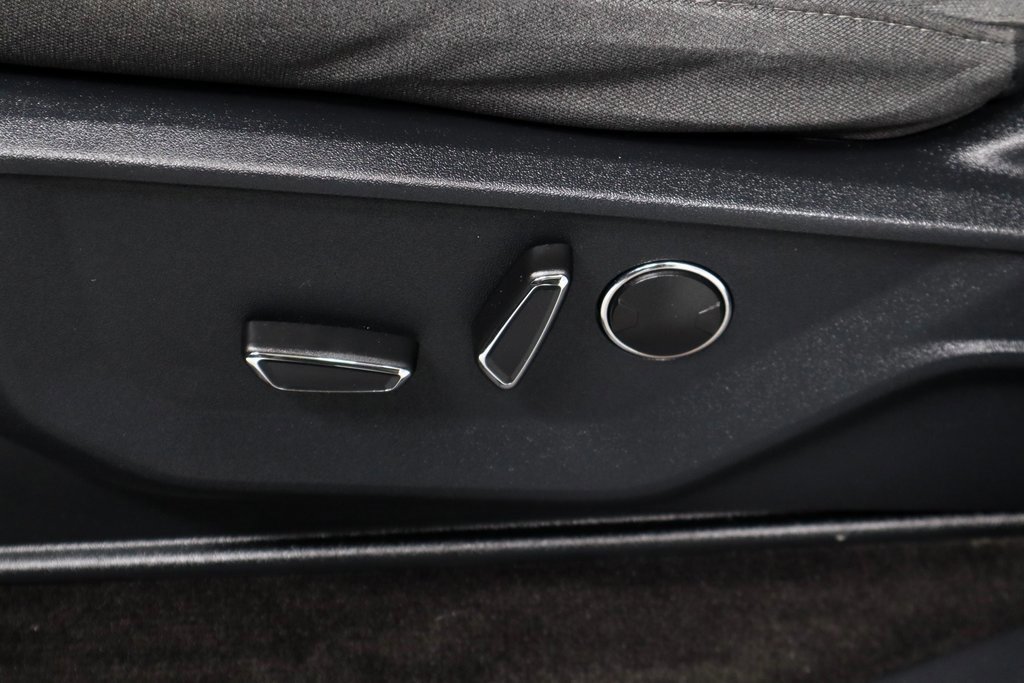 Certified 2021 Ford F150 XLT w/ Equipment Group 302A High image 26