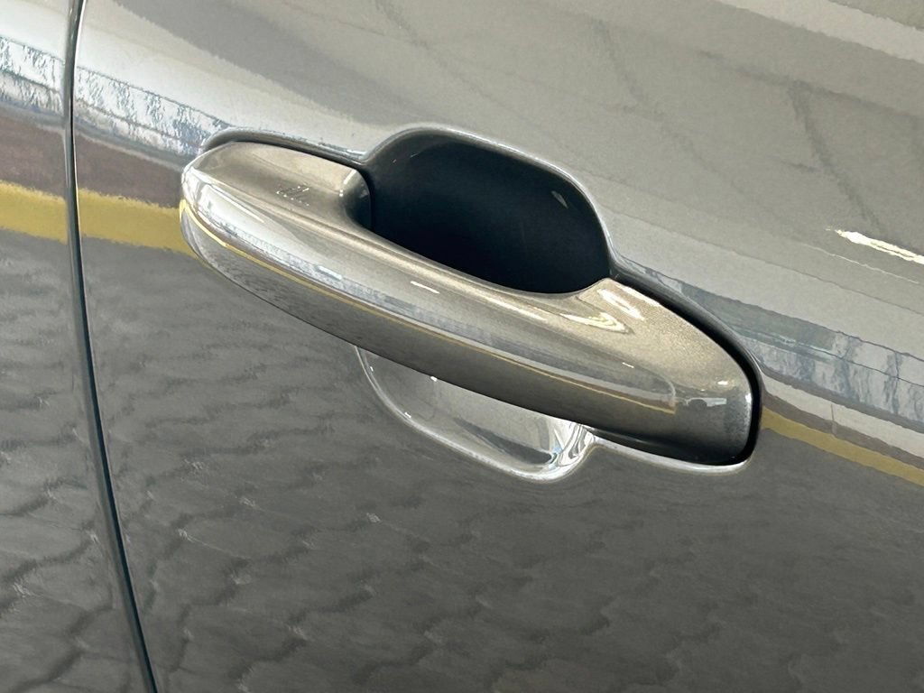 Certified 2025 Ford Escape ST-Line FWD image 20