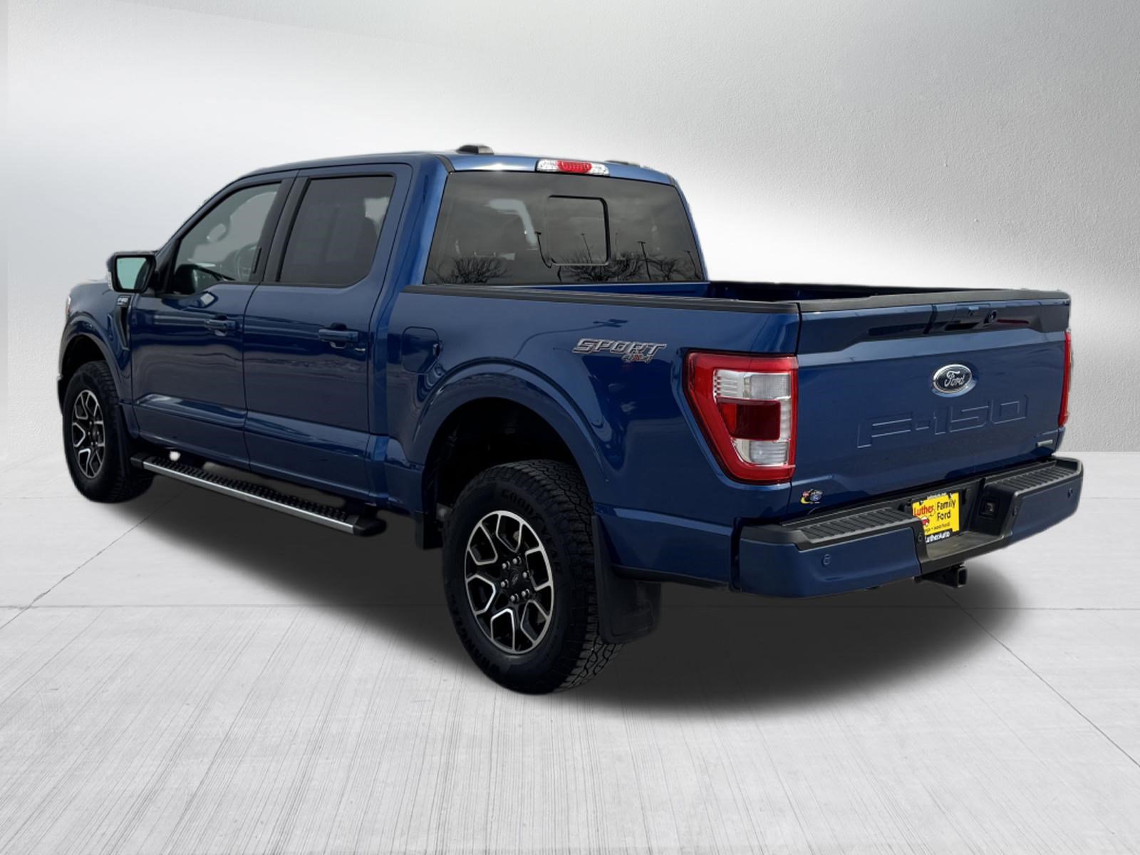 Certified 2022 Ford F150 Lariat AWD/4WD image 5