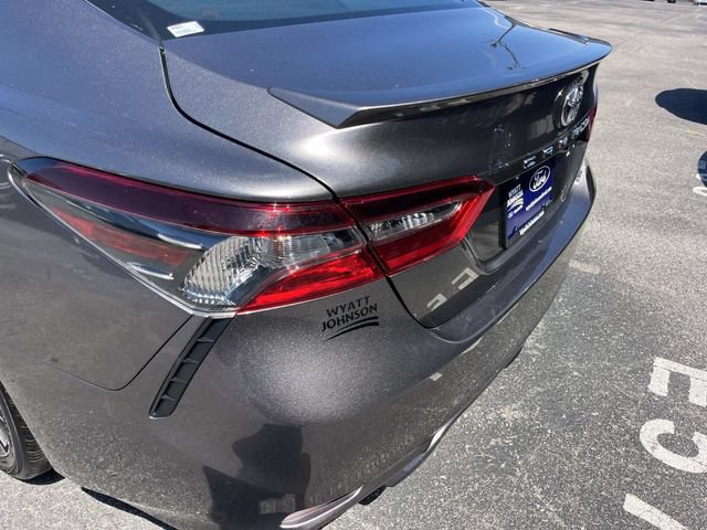 Used 2024 Toyota Camry SE FWD image 14