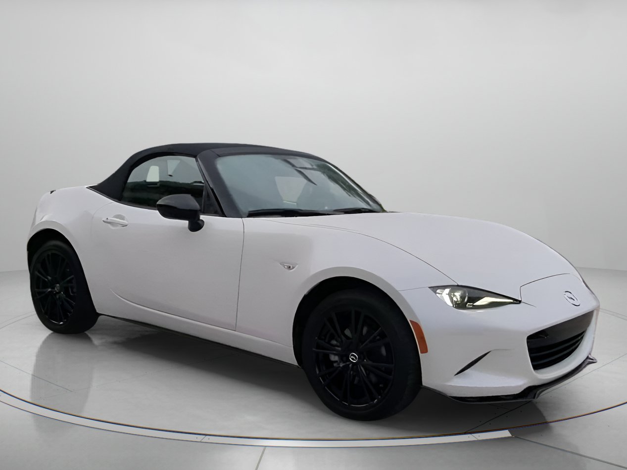 Used 2024 MAZDA MX-5 Miata Club RWD image 36
