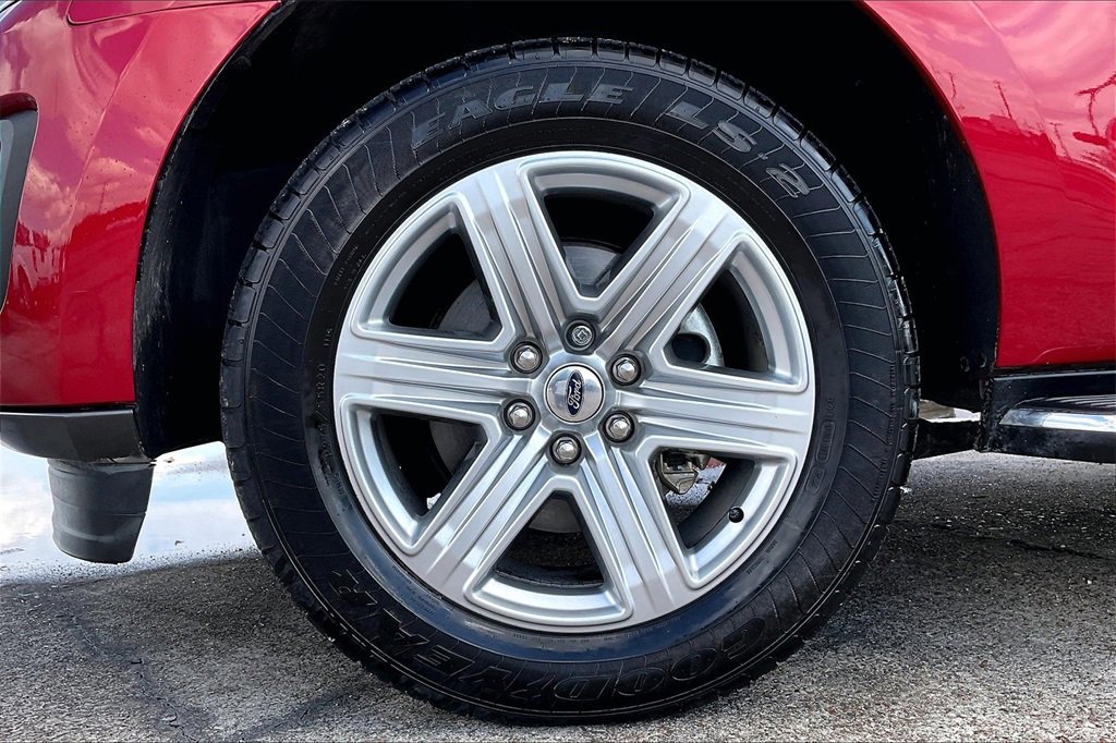 Certified 2021 Ford Expedition Max XLT image 35