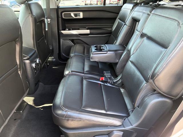 Certified 2021 Ford Explorer XLT w/ Equipment Group 202A RWD image 17