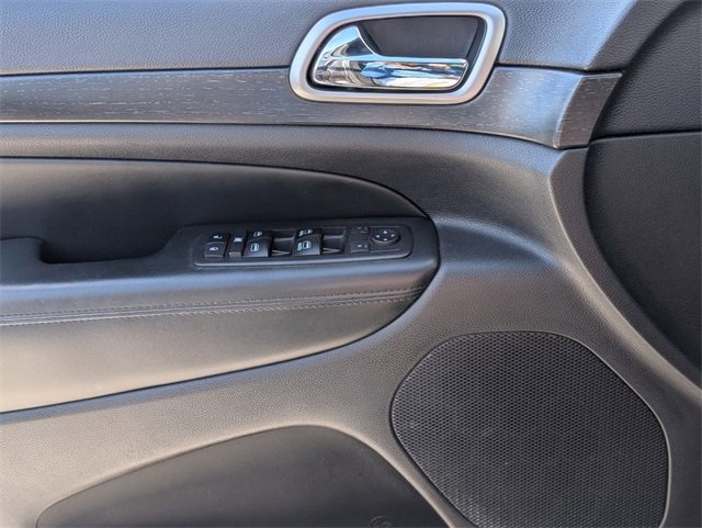 Used 2018 Jeep Grand Cherokee Laredo image 25