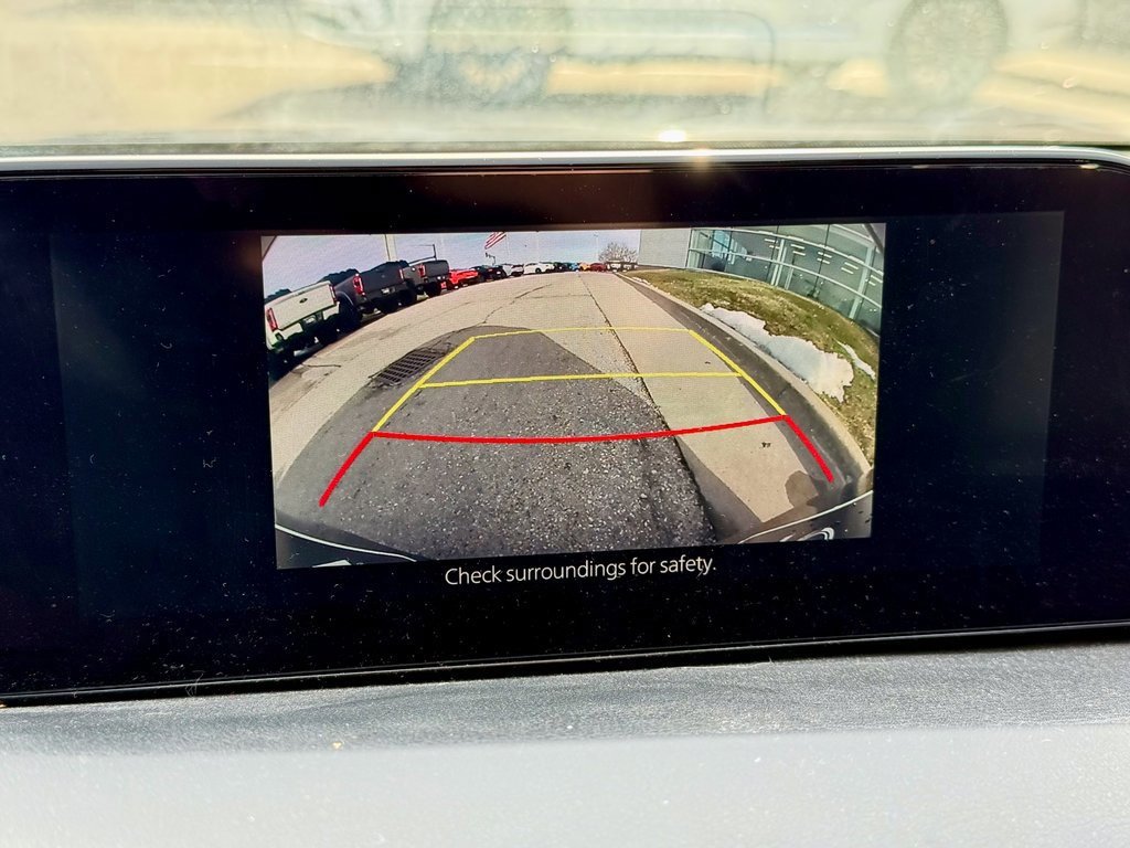 Used 2019 MAZDA MAZDA3 Hatchback image 19