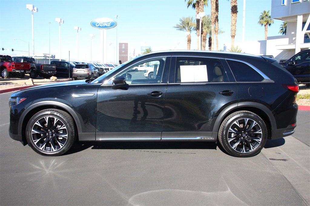 Used 2024 MAZDA CX-90 Plug-In Hybrid w/ Premium Pkg image 4
