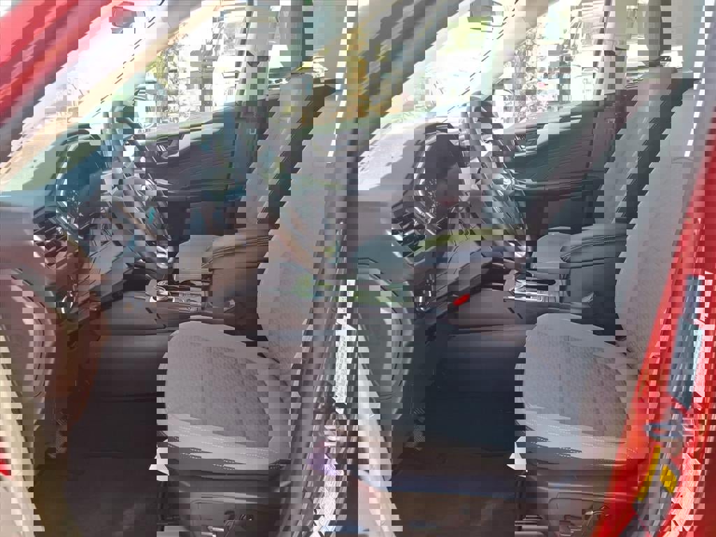 Certified 2022 Ford Escape SE w/ SE Sport Appearance Package image 22