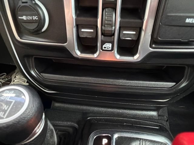 Used 2021 Jeep Gladiator Sport AWD/4WD image 34