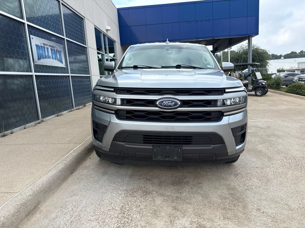 Certified 2024 Ford Expedition XLT RWD image 3