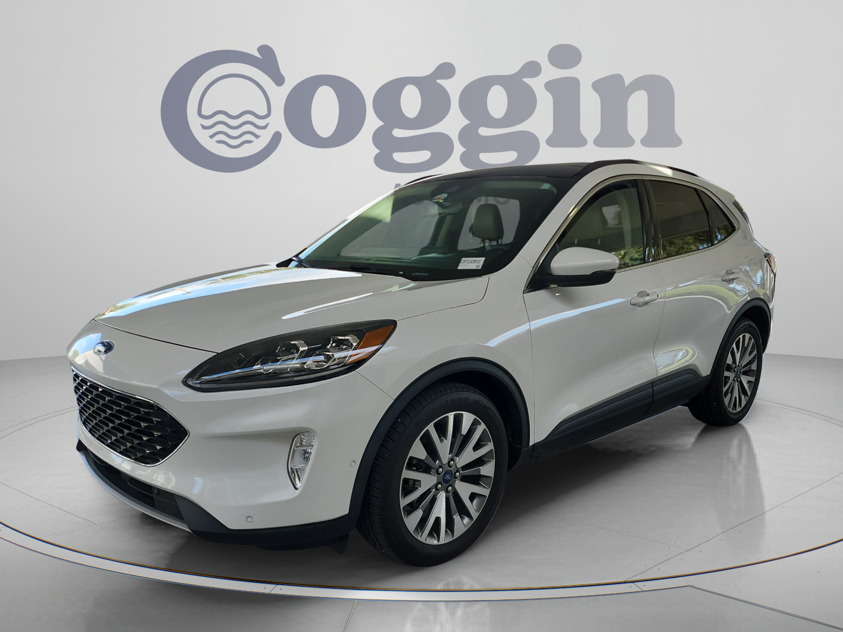 Certified 2020 Ford Escape Titanium w/ Titanium Premium Package 2.0