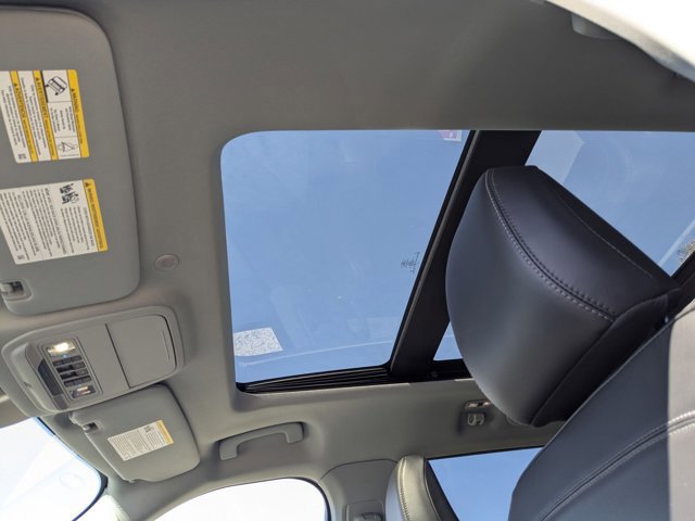 Certified 2023 Ford Explorer XLT w/ Equipment Group 202A AWD/4WD image 16