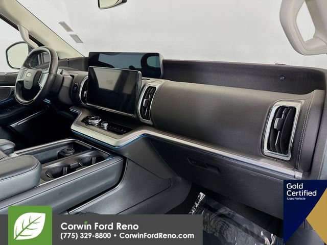 Certified 2025 Ford Expedition Max Platinum AWD/4WD image 35