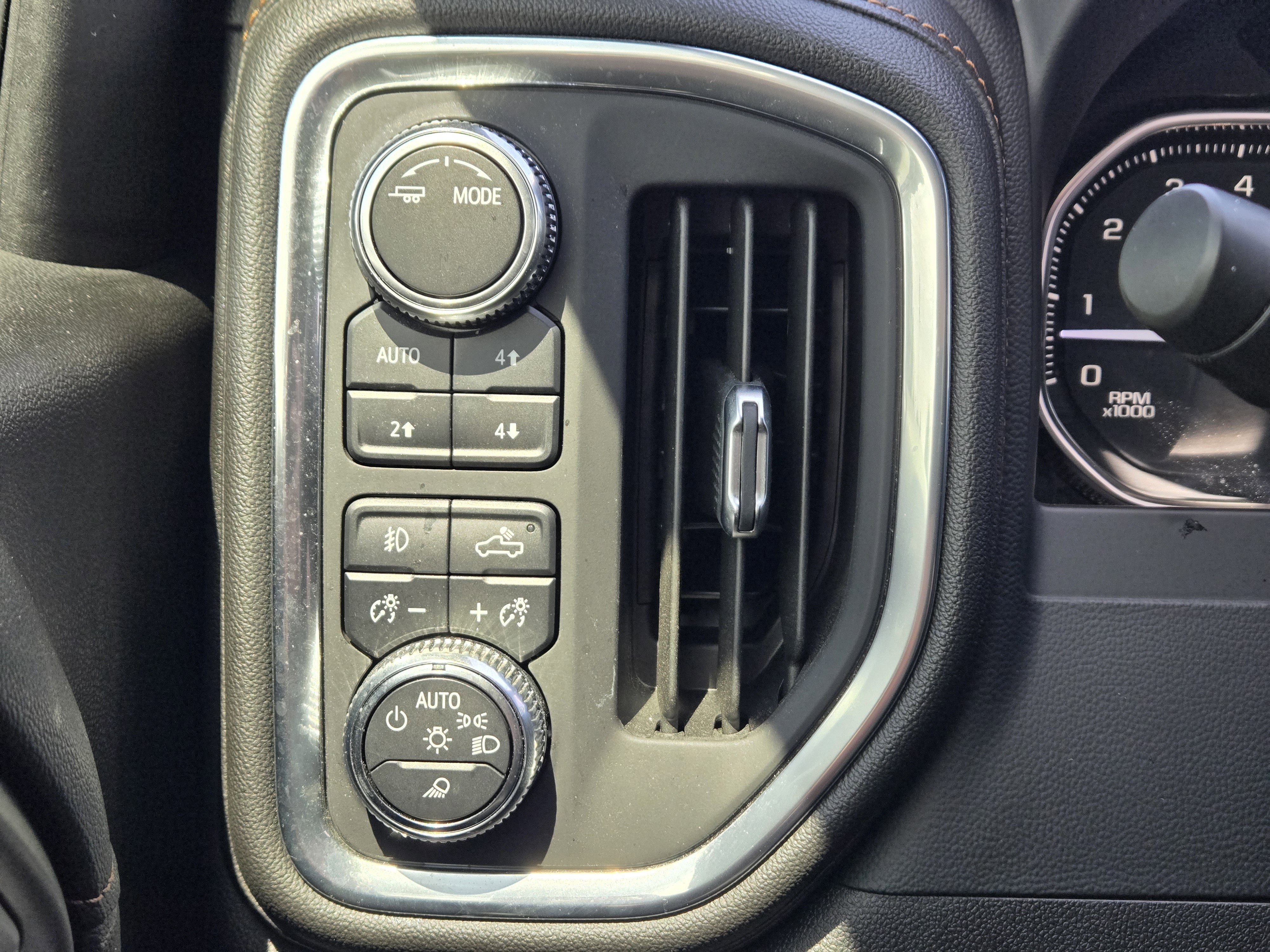 Used 2021 GMC Sierra 1500 AT4 AWD/4WD image 22