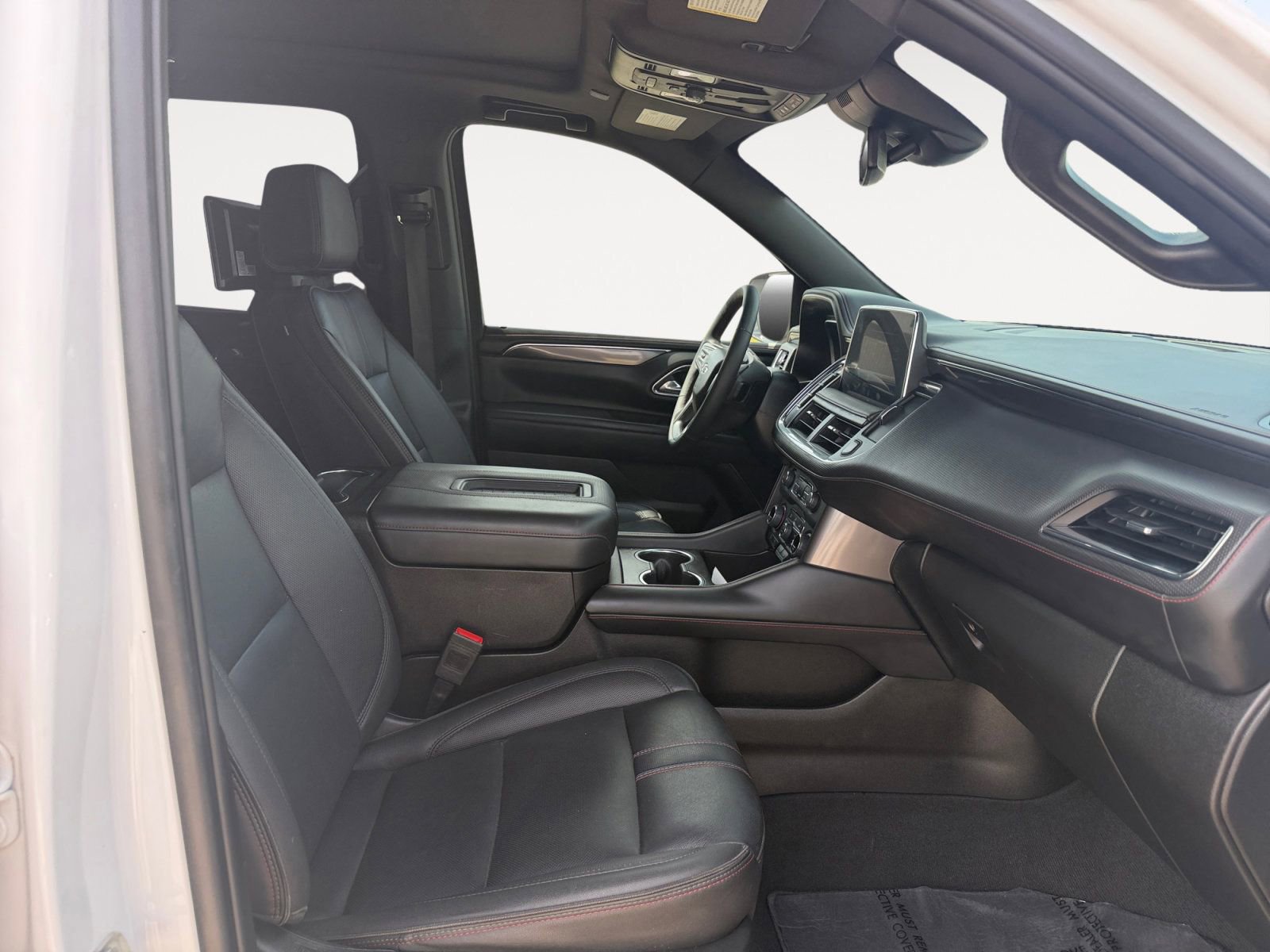 Used 2023 Chevrolet Suburban RST w/ Sport Performance Package AWD/4WD image 15