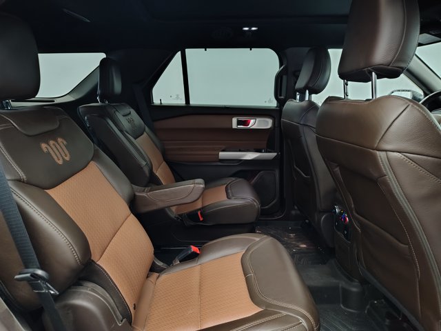 Certified 2022 Ford Explorer King Ranch w/ Technology Package AWD/4WD image 16