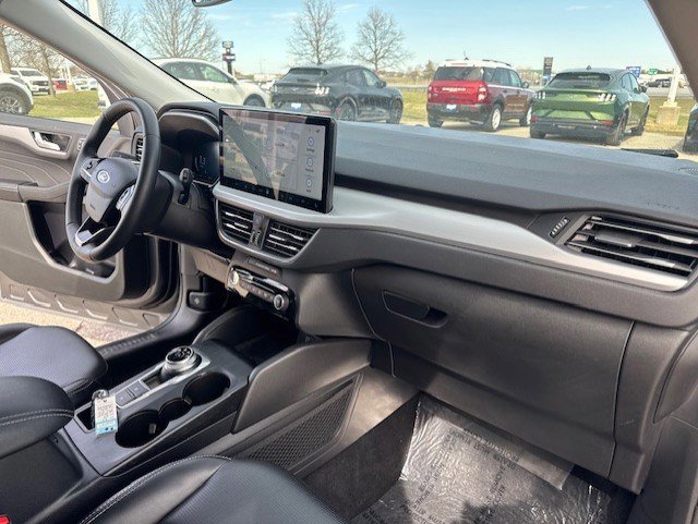 Certified 2023 Ford Escape Platinum image 35