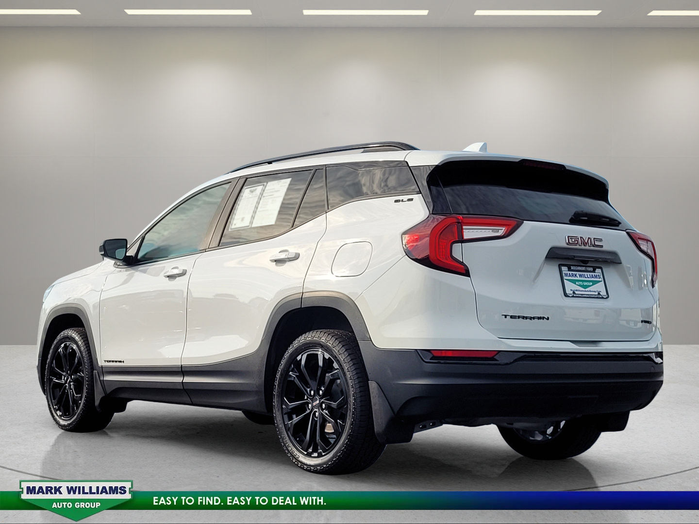 Used 2022 GMC Terrain SLE w/ Driver Convenience Package AWD/4WD image 6