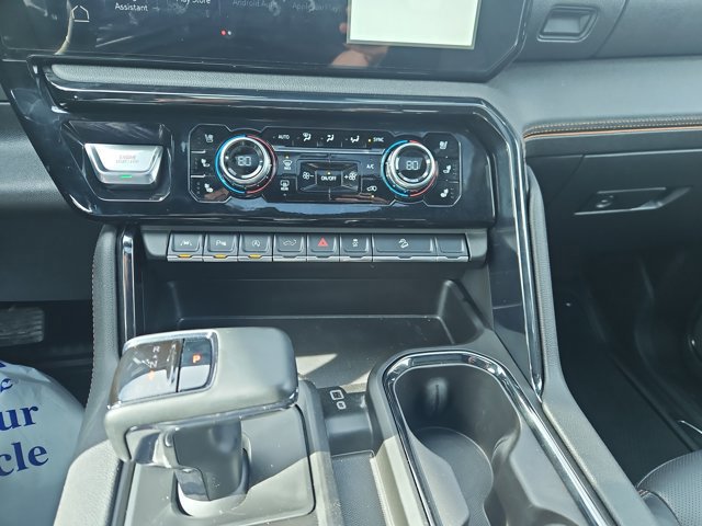 Used 2024 GMC Sierra 1500 AT4 w/ Technology Package image 11