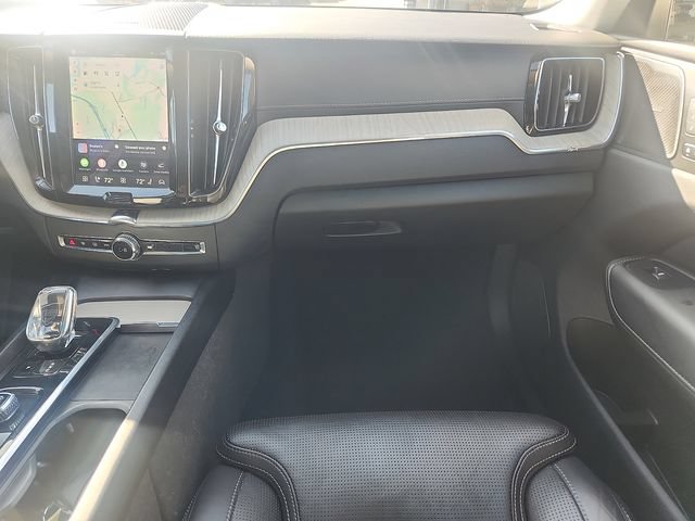 Used 2022 Volvo XC60 B5 Inscription w/ Climate Package AWD/4WD image 10
