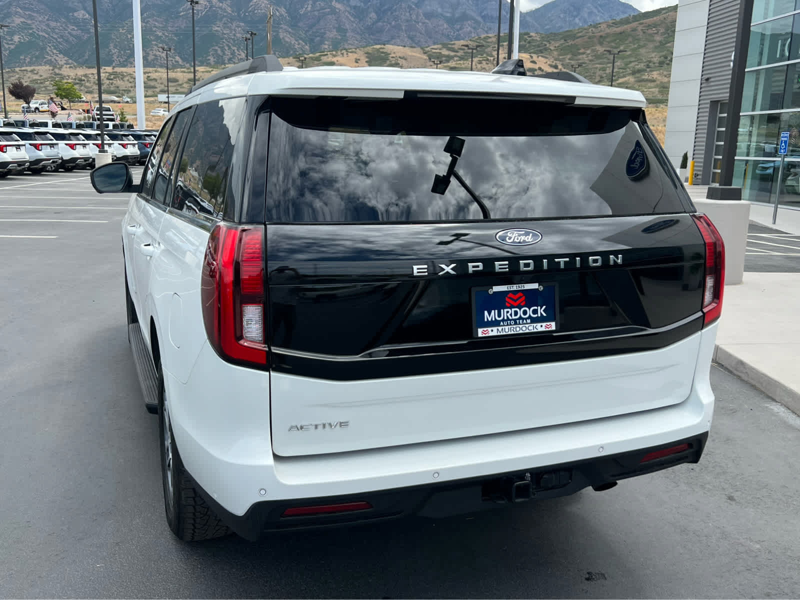 Certified 2025 Ford Expedition Active AWD/4WD image 10