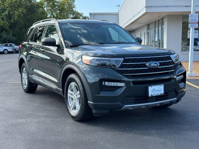 Certified 2024 Ford Explorer XLT w/ Equipment Group 202A AWD/4WD image 2
