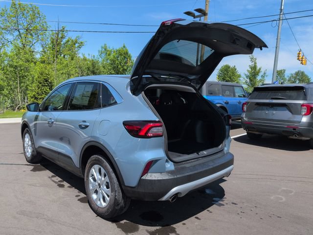 Certified 2024 Ford Escape Active AWD/4WD image 17