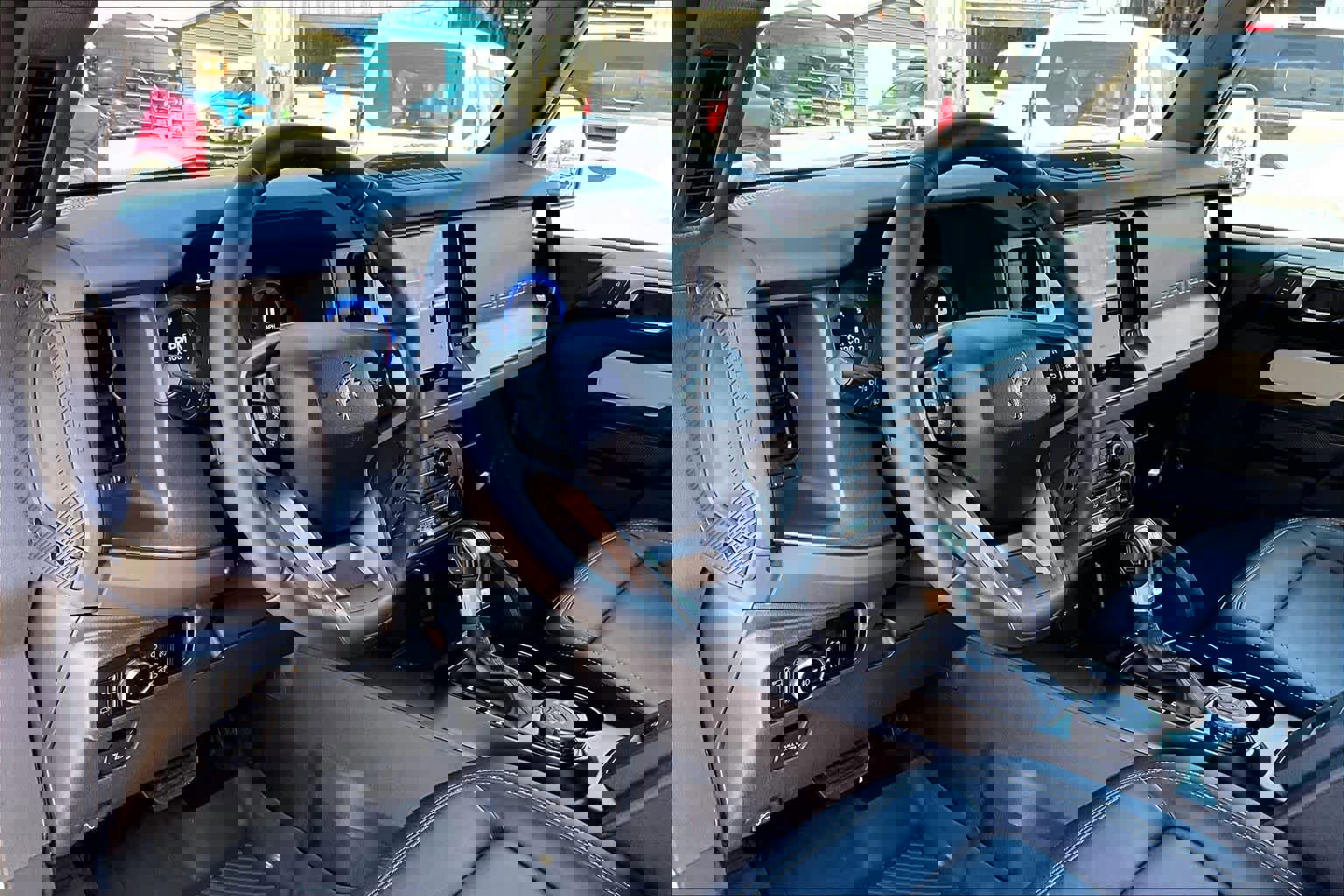 Certified 2025 Ford Bronco Badlands image 19