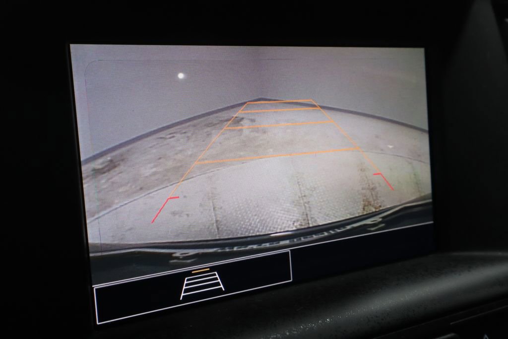 Used 2022 GMC Terrain SLE w/ Driver Convenience Package FWD image 29
