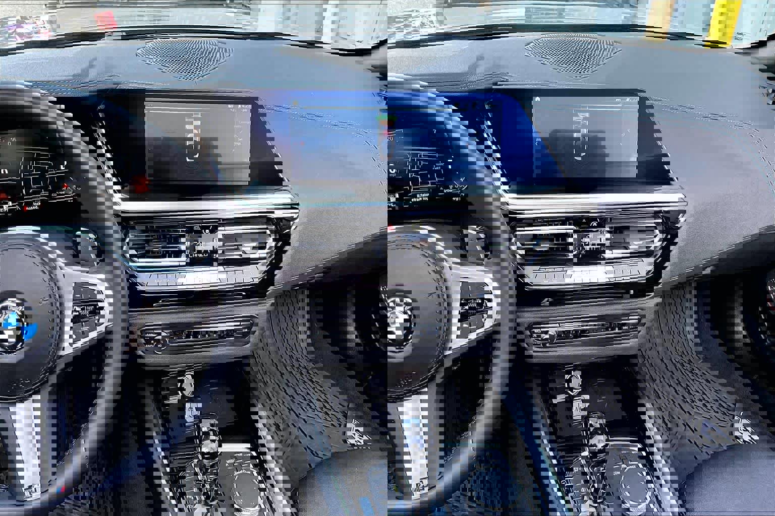 Used 2024 BMW Z4 sDrive30i w/ Shadowloine Package image 10