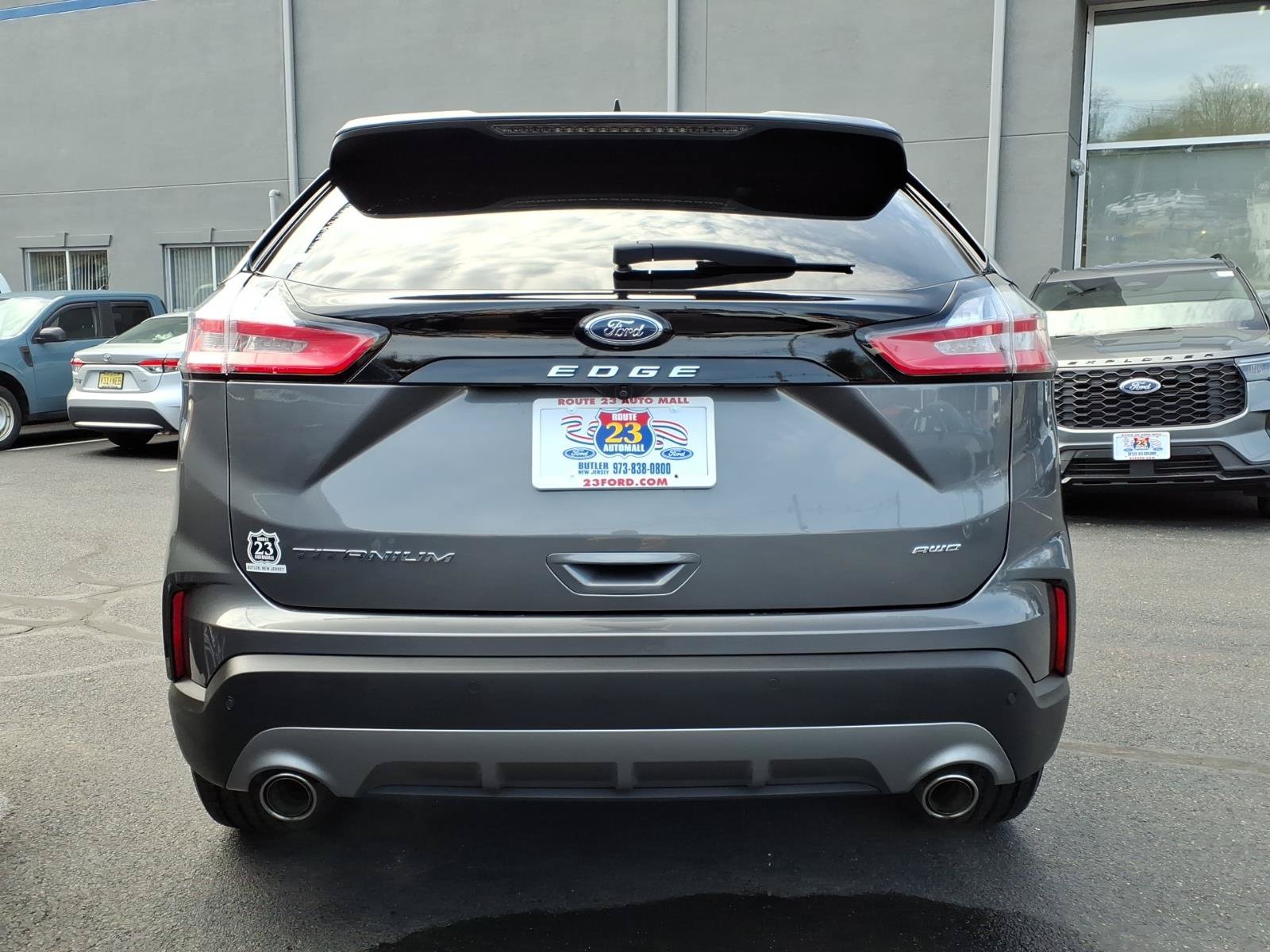 Certified 2022 Ford Edge Titanium w/ Equipment Group 301A AWD/4WD image 7