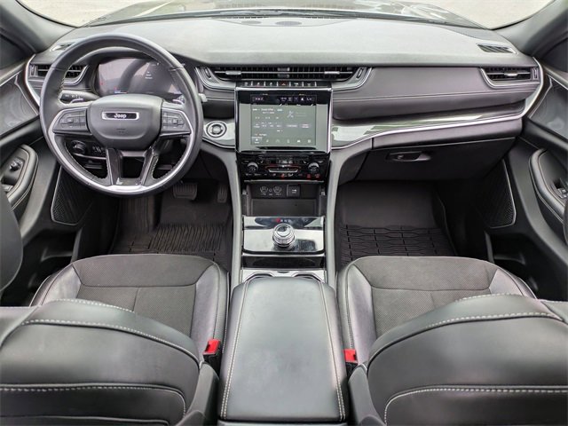 Used 2022 Jeep Grand Cherokee Altitude image 19