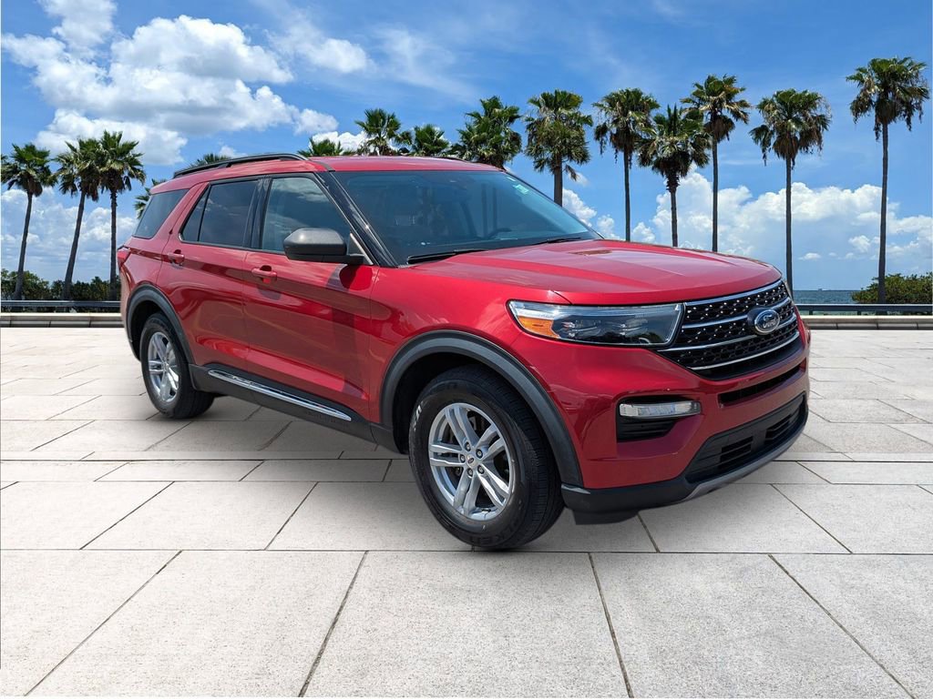 Certified 2021 Ford Explorer XLT w/ Equipment Group 202A RWD image 1