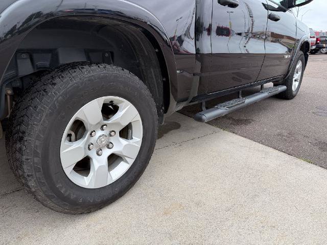 Used 2025 RAM 1500 Big Horn AWD/4WD image 16