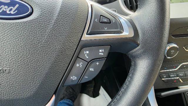 Certified 2018 Ford Edge SEL w/ Equipment Group 201A AWD/4WD image 14