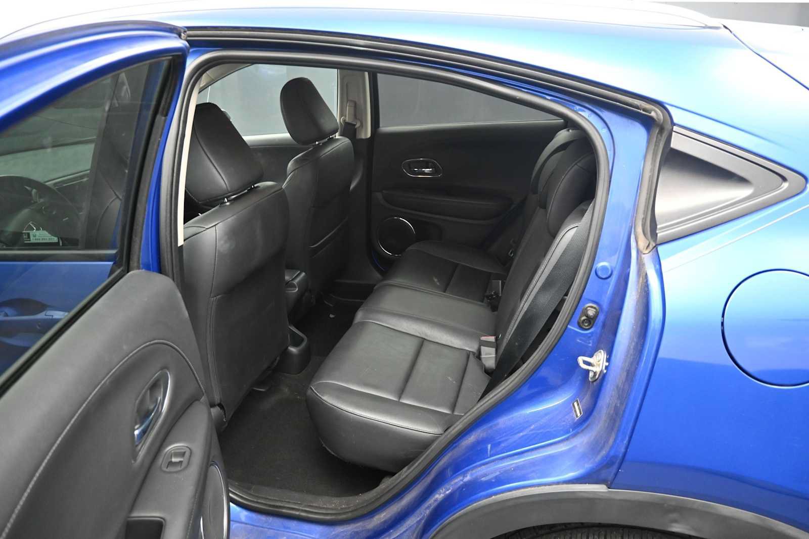 Used 2018 Honda HR-V EX-L image 16