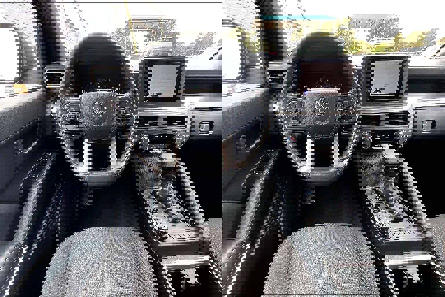 Used 2025 Toyota 4Runner SR5 image 5