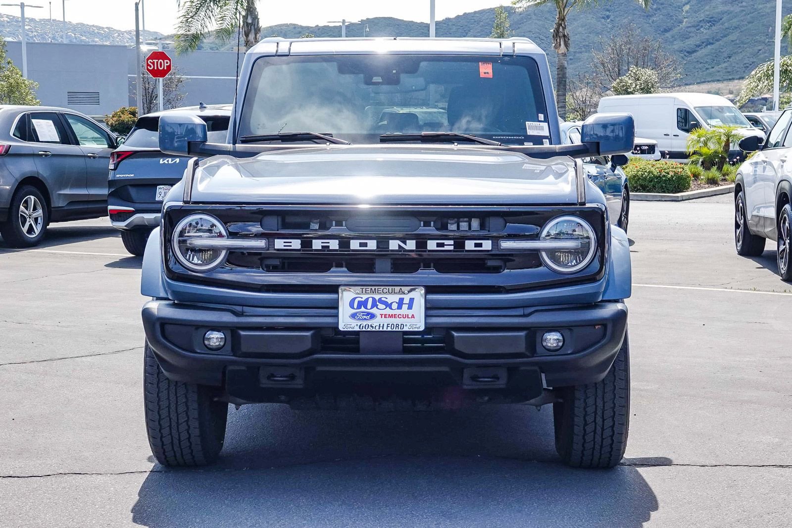 Certified 2025 Ford Bronco Outer Banks AWD/4WD image 2