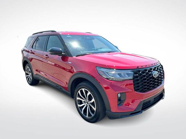 Certified 2025 Ford Explorer ST-Line AWD/4WD image 2
