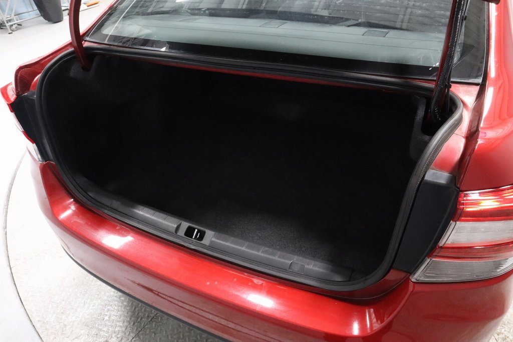 Used 2022 Subaru Impreza 2.0i Sport image 16