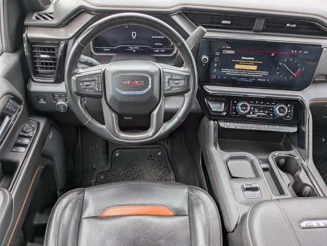 Used 2024 GMC Sierra 2500 AT4 w/ AT4 Premium Plus Package AWD/4WD image 11