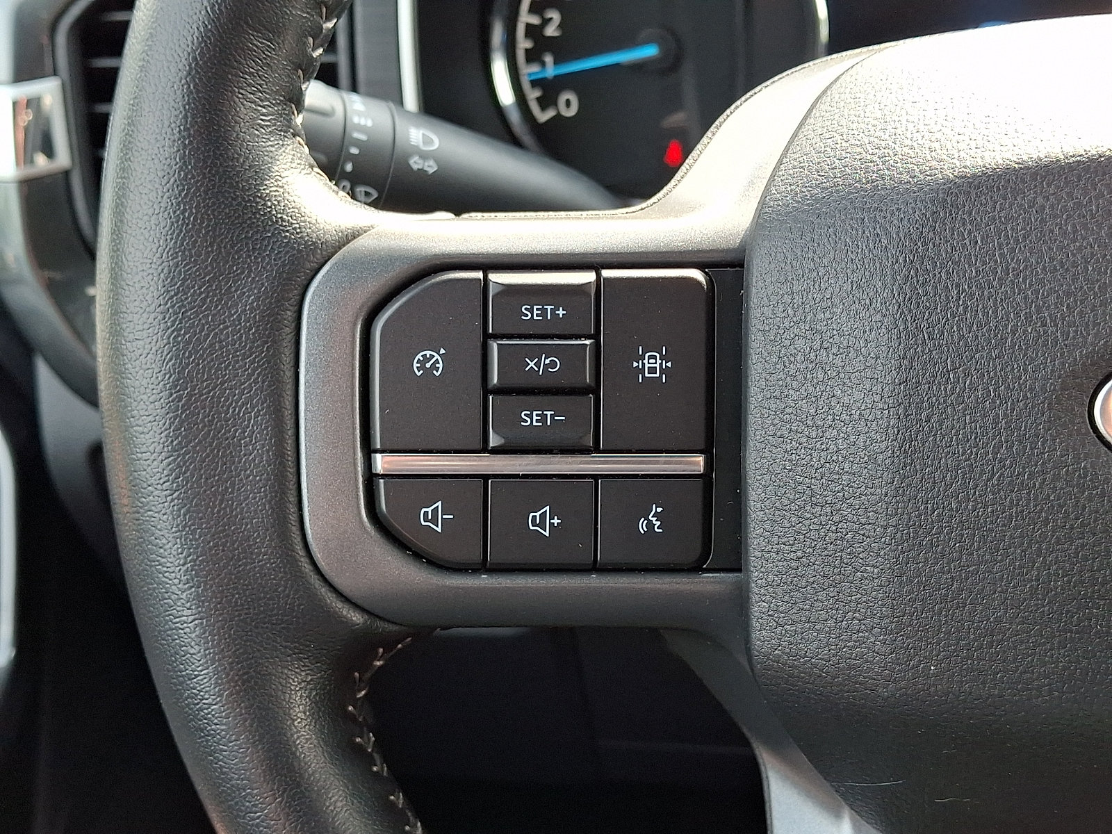 Certified 2022 Ford F150 XLT w/ Equipment Group 302A High AWD/4WD image 24