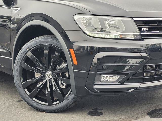 Used 2021 Volkswagen Tiguan SE R-Line AWD/4WD image 11