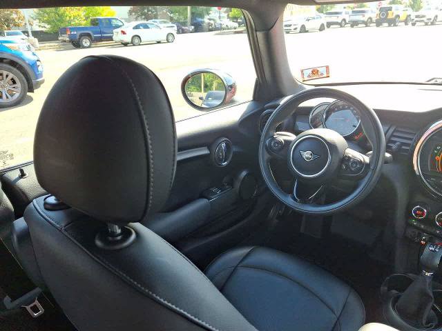 Used 2019 MINI Cooper 2-Door Hardtop FWD image 15