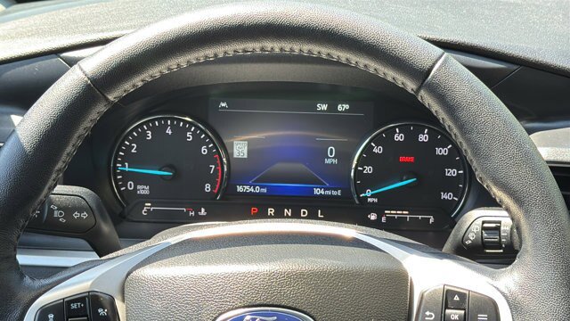 Certified 2022 Ford Explorer XLT w/ Equipment Group 202A AWD/4WD image 23